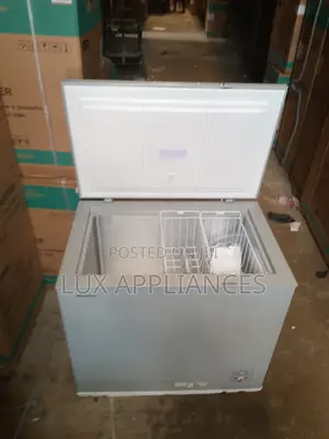 Standard Hisense 217L Chest Freezer
