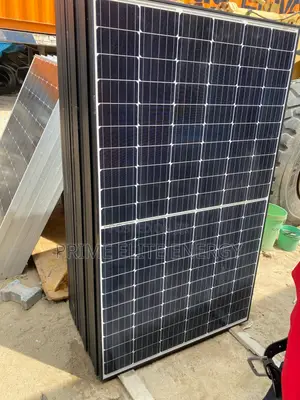 500w Jinko Black Frame Solar Panels