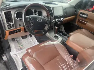 Toyota Sequoia 2015 Black