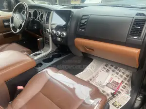 Toyota Sequoia 2015 Black