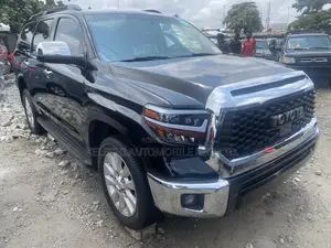 Toyota Sequoia 2015 Black