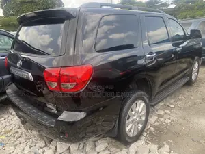 Toyota Sequoia 2015 Black