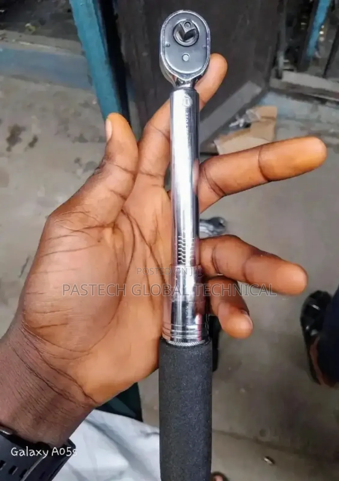 Toque Wrench