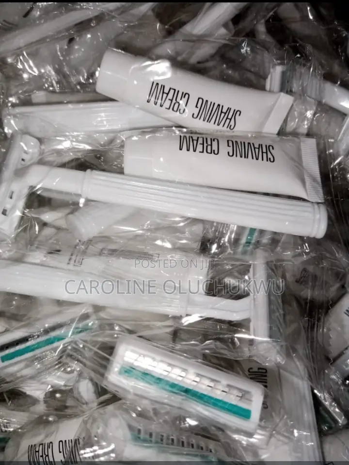 Unbranded Shaving Kits ( Hotel Amenities)