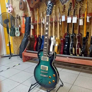 Photo - Cort Cr250 Lead Guitar