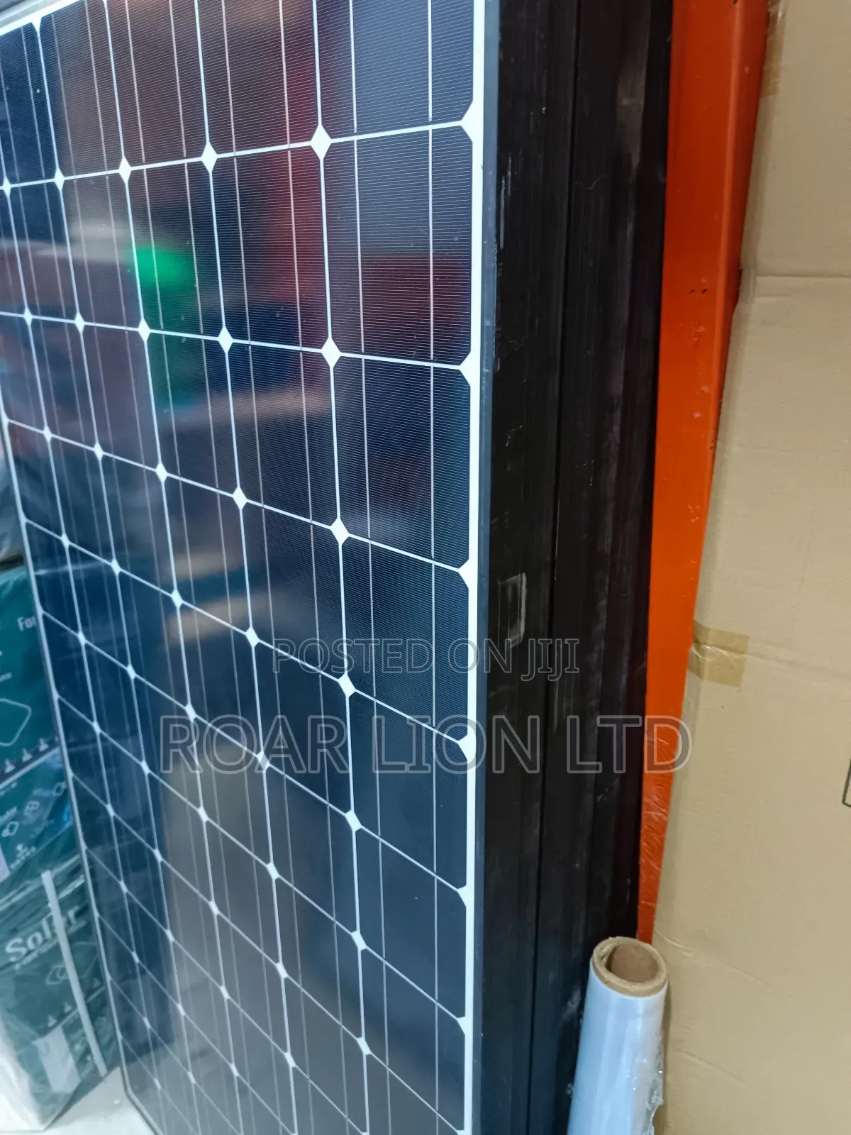 200W Solar Panel Black Frame