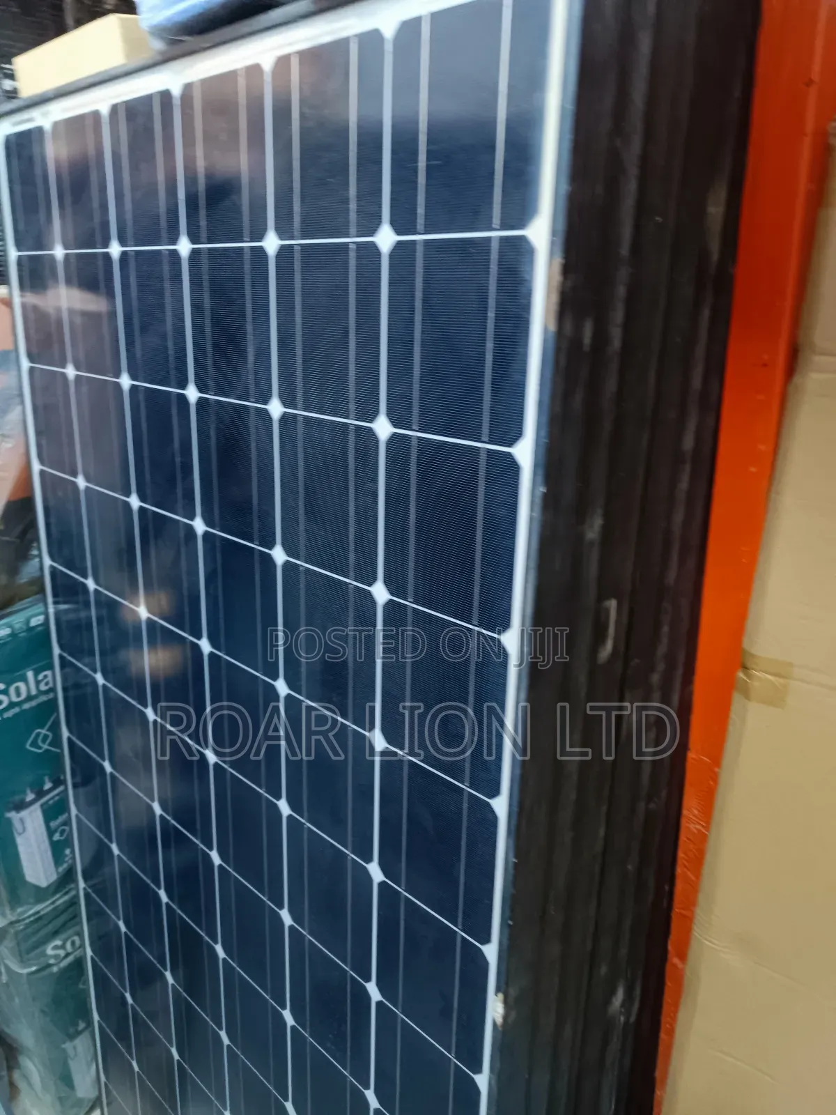 200W Solar Panel Black Frame