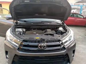 Toyota Highlander 2017 Gray