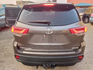 Toyota Highlander 2017 Gray