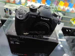 Panasonic Lumix GH5 Open Box