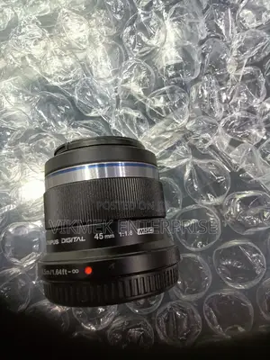 Panasonic /Olympus 45mm Lens 1.8