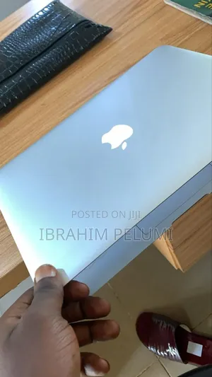 Laptop Apple MacBook Air 2013 4GB Intel Core I5 SSD 128GB
