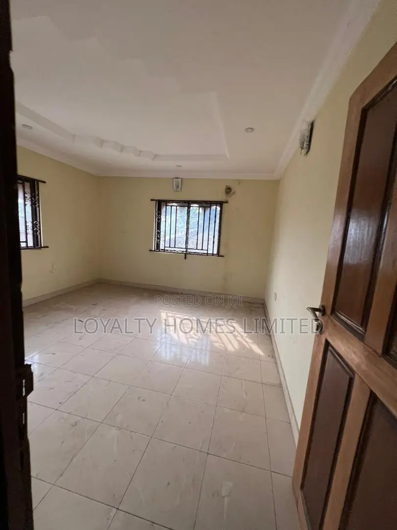 2bdrm Block of Flats in Oke Mosan, Abeokuta North for rent