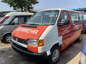 Volkswagen Transporter 2002 Red