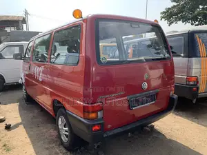 Volkswagen Transporter 2002 Red