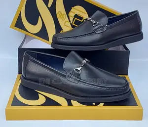 Super High Quality Luxury Shoes Oggi Available in Store