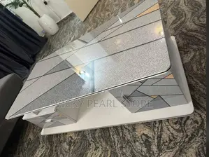 Top Notch Center Table