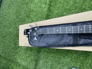 Fender Four 4 Strings Passive Bass Guitar