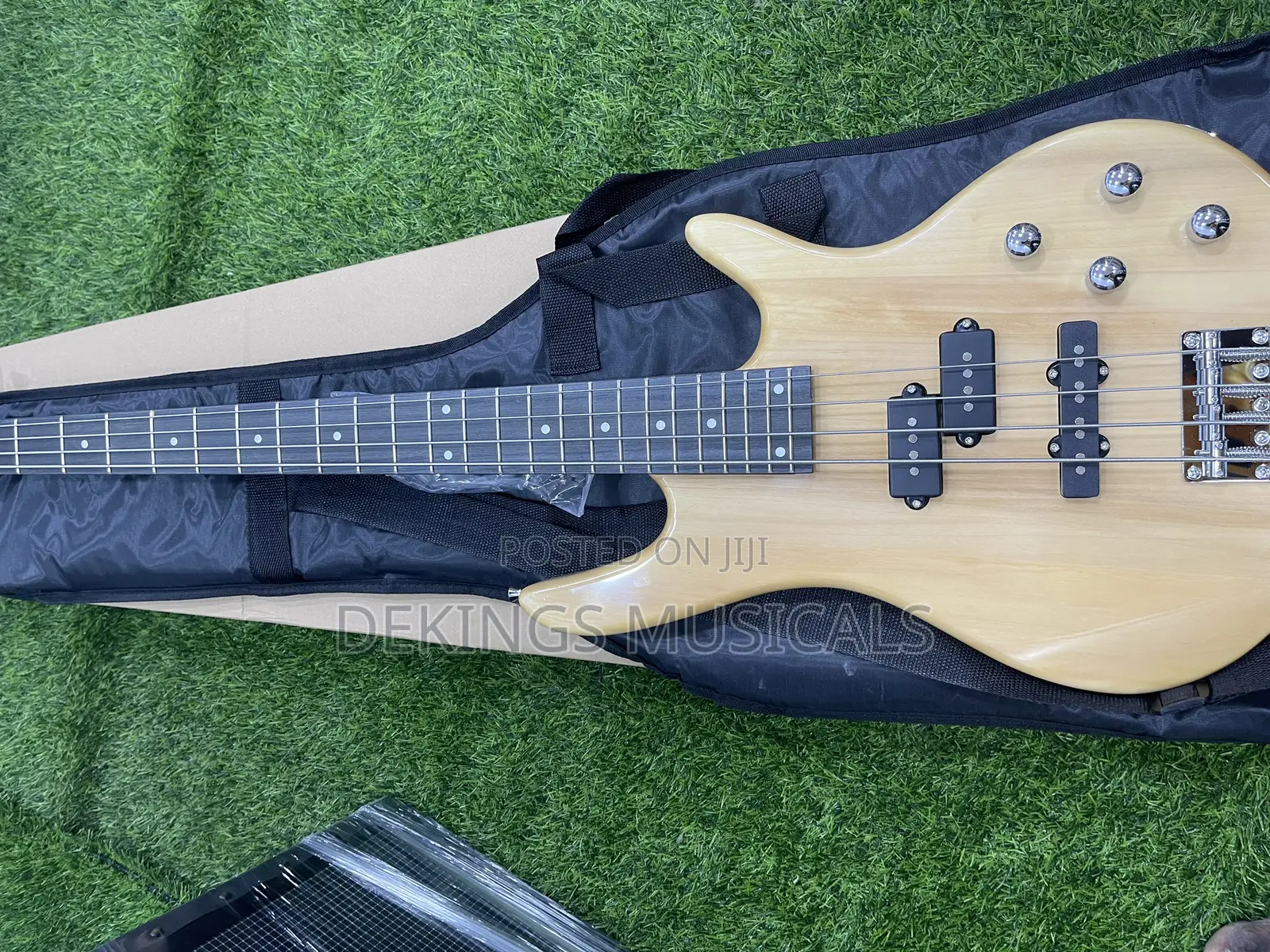 Fender Four 4 Strings Passive Bass Guitar