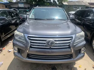 Lexus LX 570 AWD 2014 Gray
