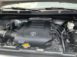 Toyota Tundra 2018 Silver