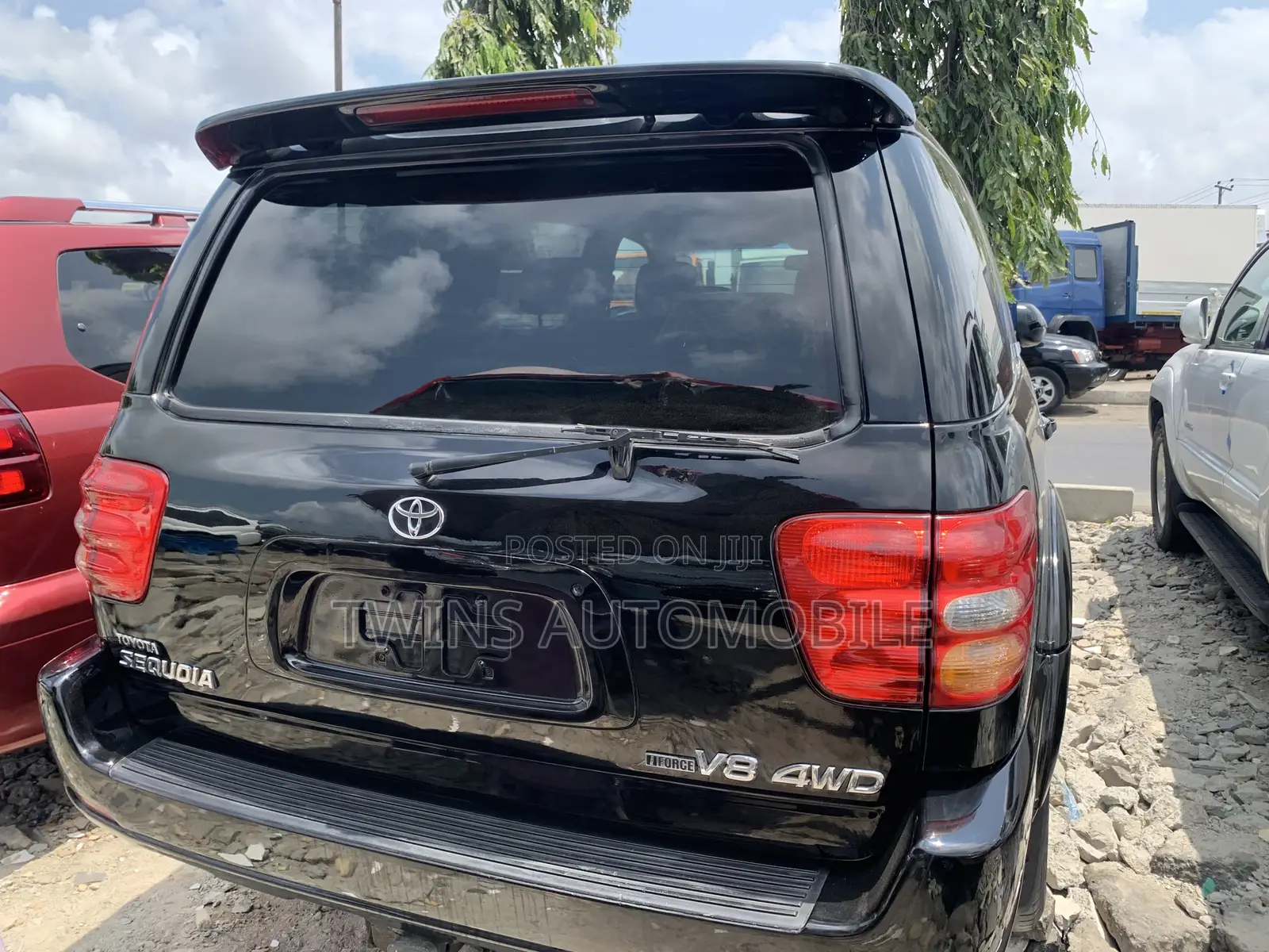 Toyota Sequoia 2004 Black