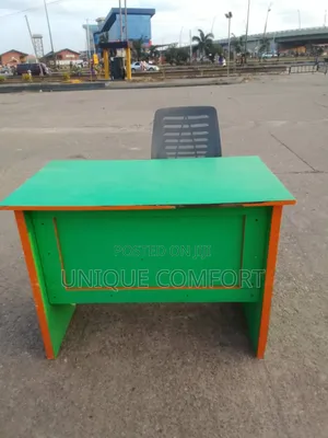 Top Quality HDF Executive Office Table With Keys and Chair