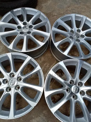 18" Toyota Avalon