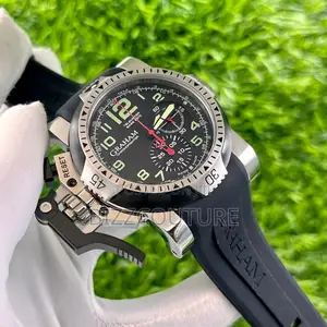 Original Graham Chronograph Black Rubber Strap Watch