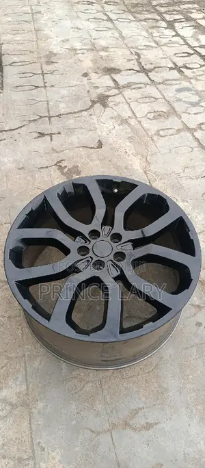 22 Inche Wheel for Range Rover at Hi-Tech Autostyle LTD