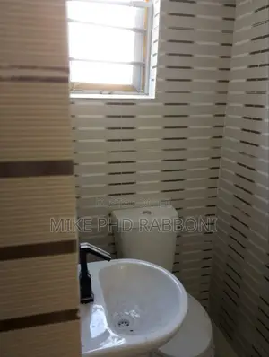 4bdrm Duplex in New Haven Extension for sale