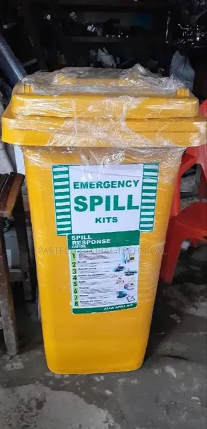 Emergency Oil Spill Kit (120 Liters)