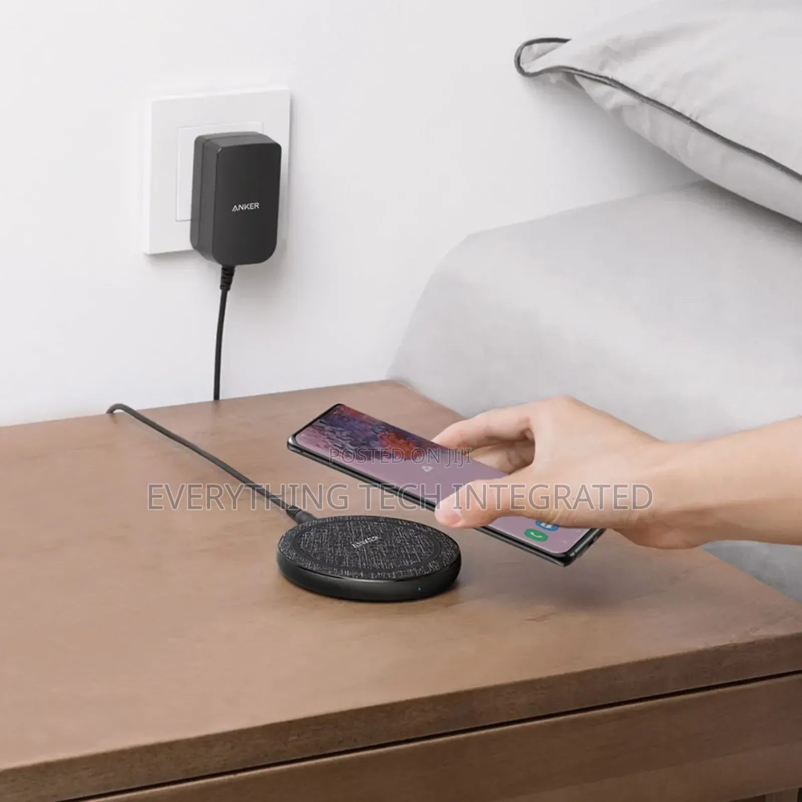 Anker 15W Max Wireless Charger