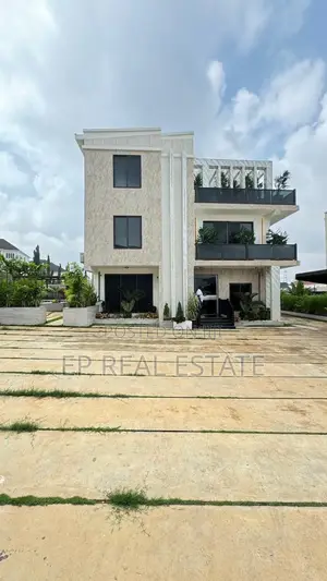 Furnished 6bdrm Duplex in Katampe Extension for sale