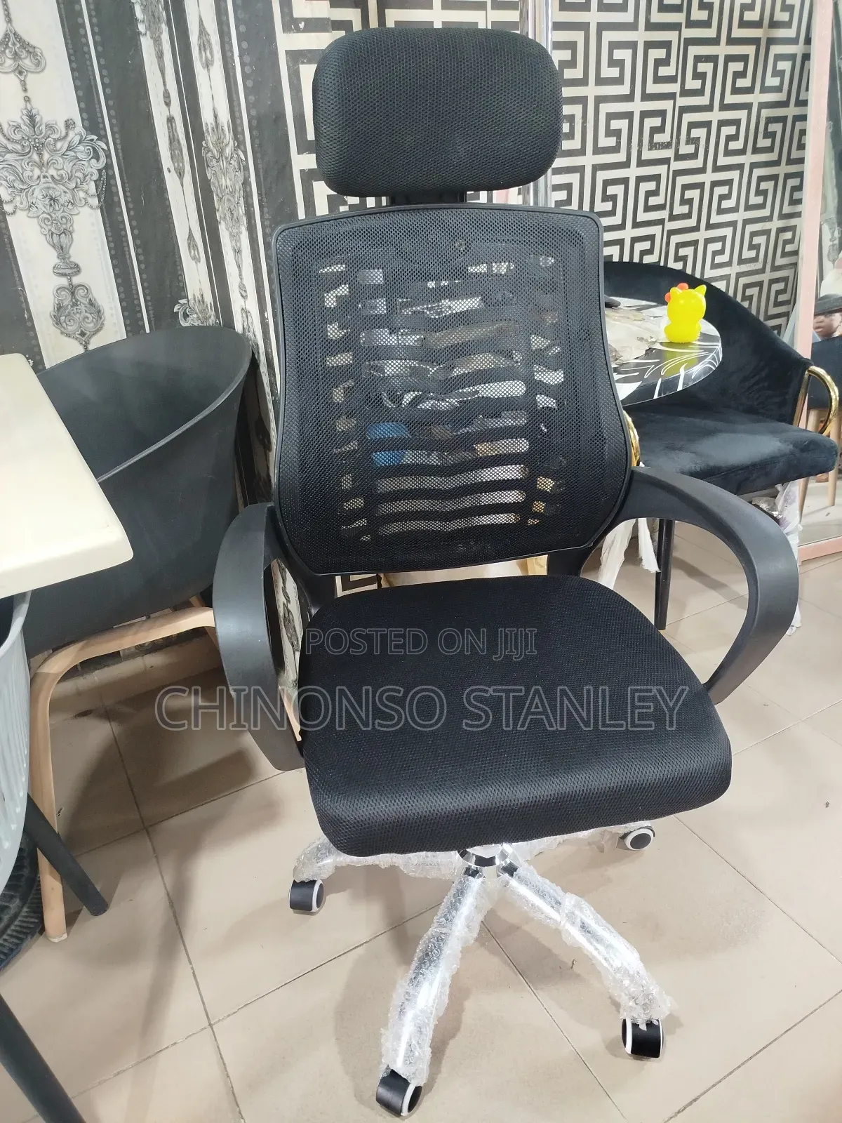 Office Chair With Headrest