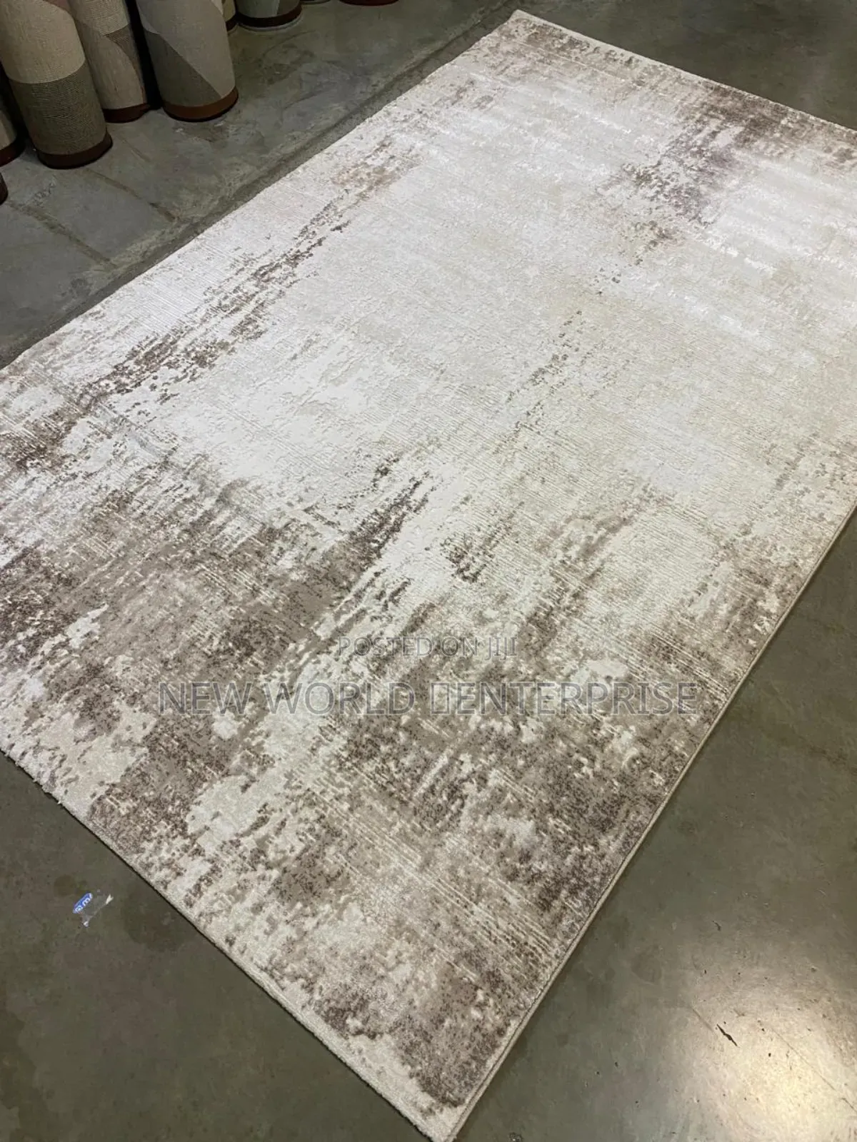5by7 7by10 Feet Modern Turkish Centre Rug