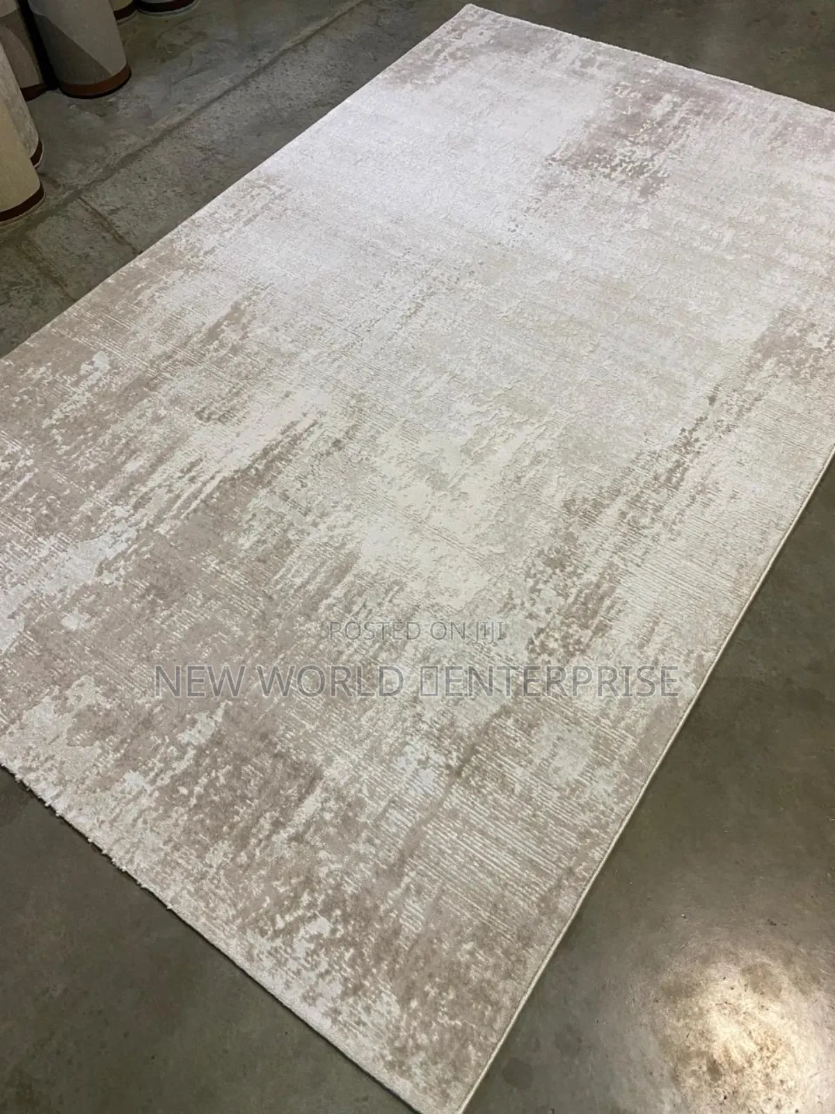 5by7 7by10 Feet Modern Turkish Centre Rug