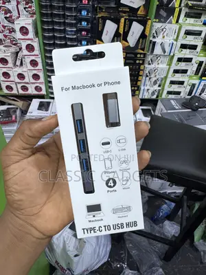 Photo - Powermaster Type-C Hub + Card Reader