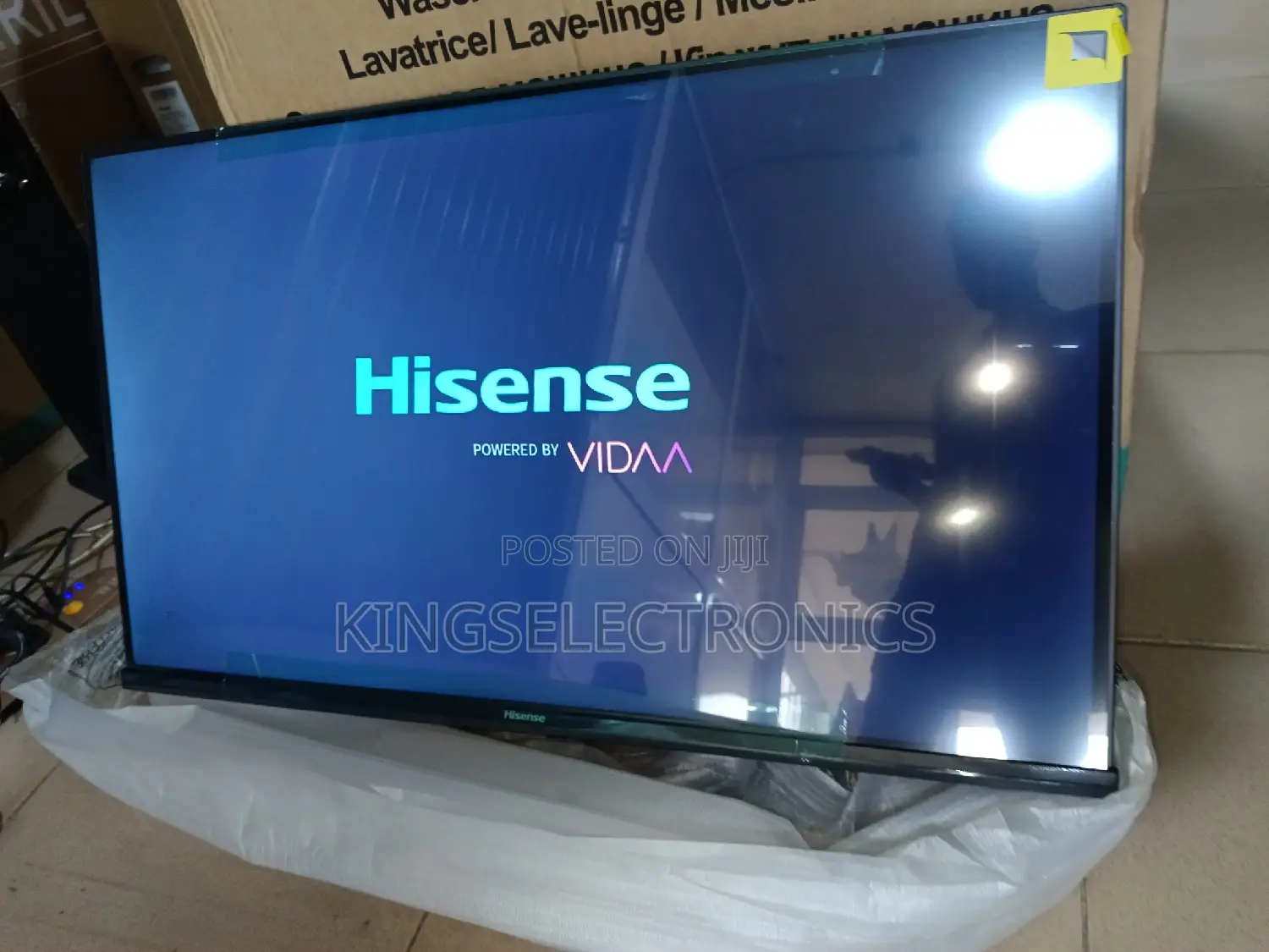 43" Hisense Smart TV