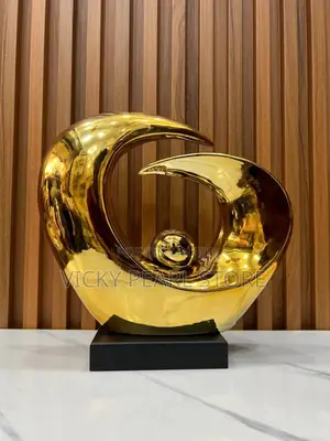 Center Zero Decor