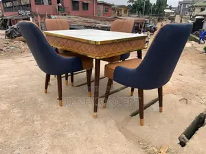 Sophisticated Leather Dining 4sitter