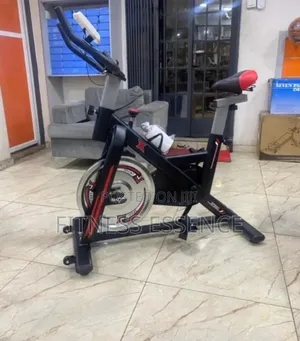 Heavy Duty Spinner Bike With Water Holder