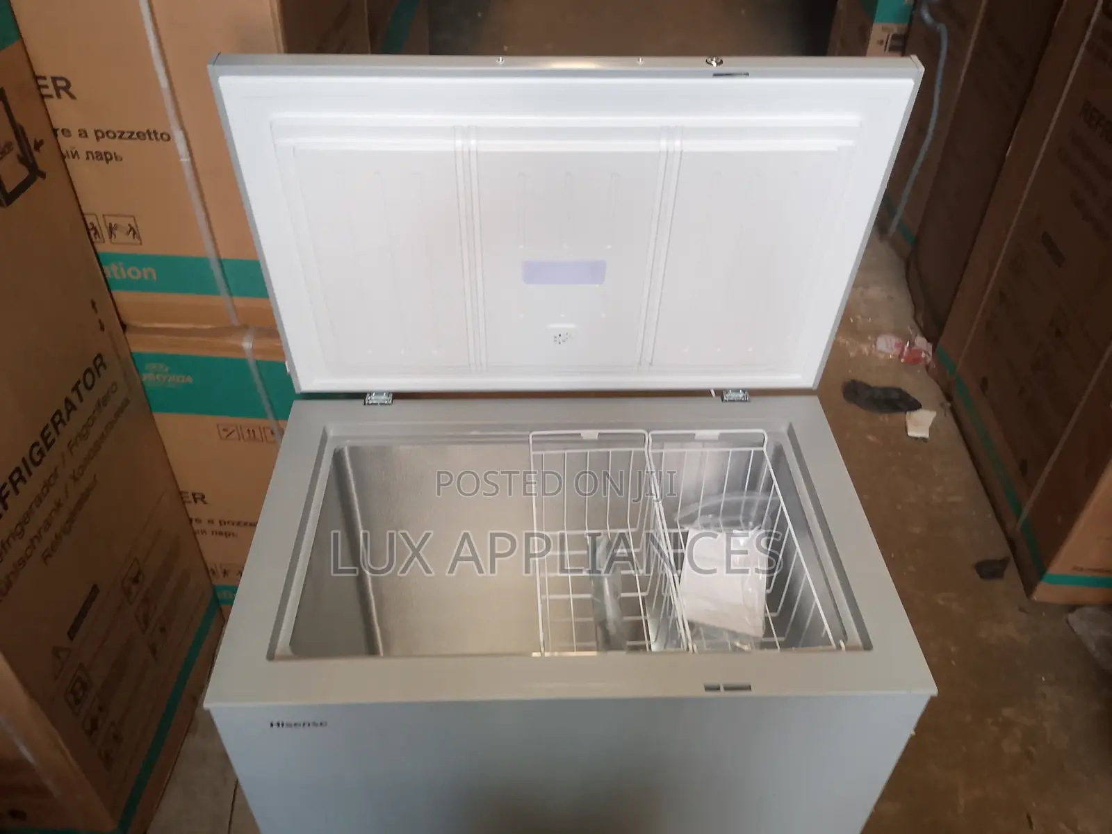 Kitchen Friendly Chest Freezer 217L