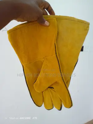 Chemical Resistant Safety Gloves