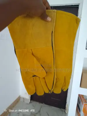 Chemical Resistant Full Hand Safety Gloves Standard