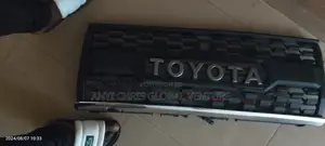Toyota Prado Front Grill With Light