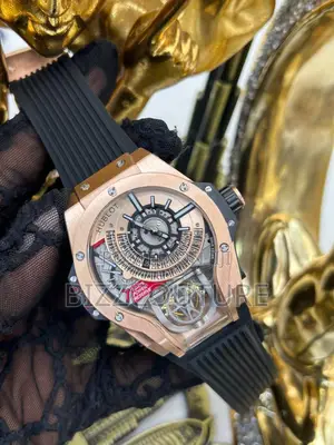 Original Hublot Mechanical Rubber Strap Watch Is Available