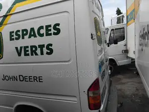 Mercedes-Benz Sprinter 2005 White