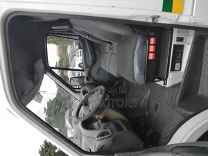 Mercedes-Benz Sprinter 2005 White