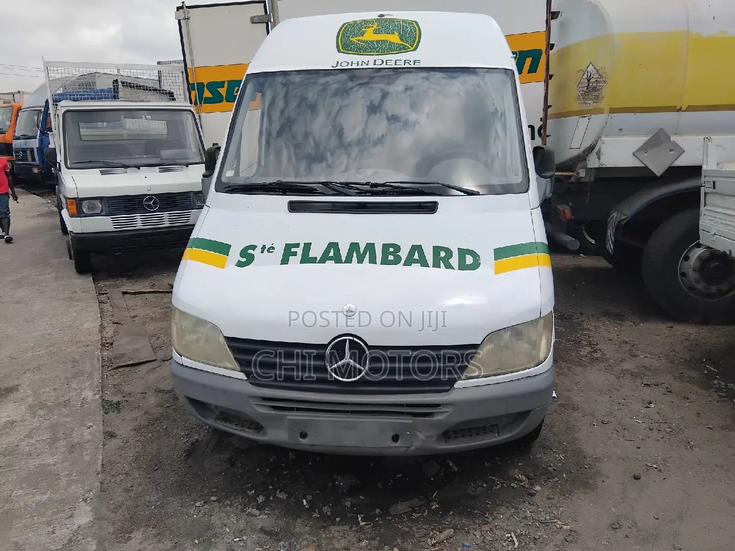 Mercedes-Benz Sprinter 2005 White